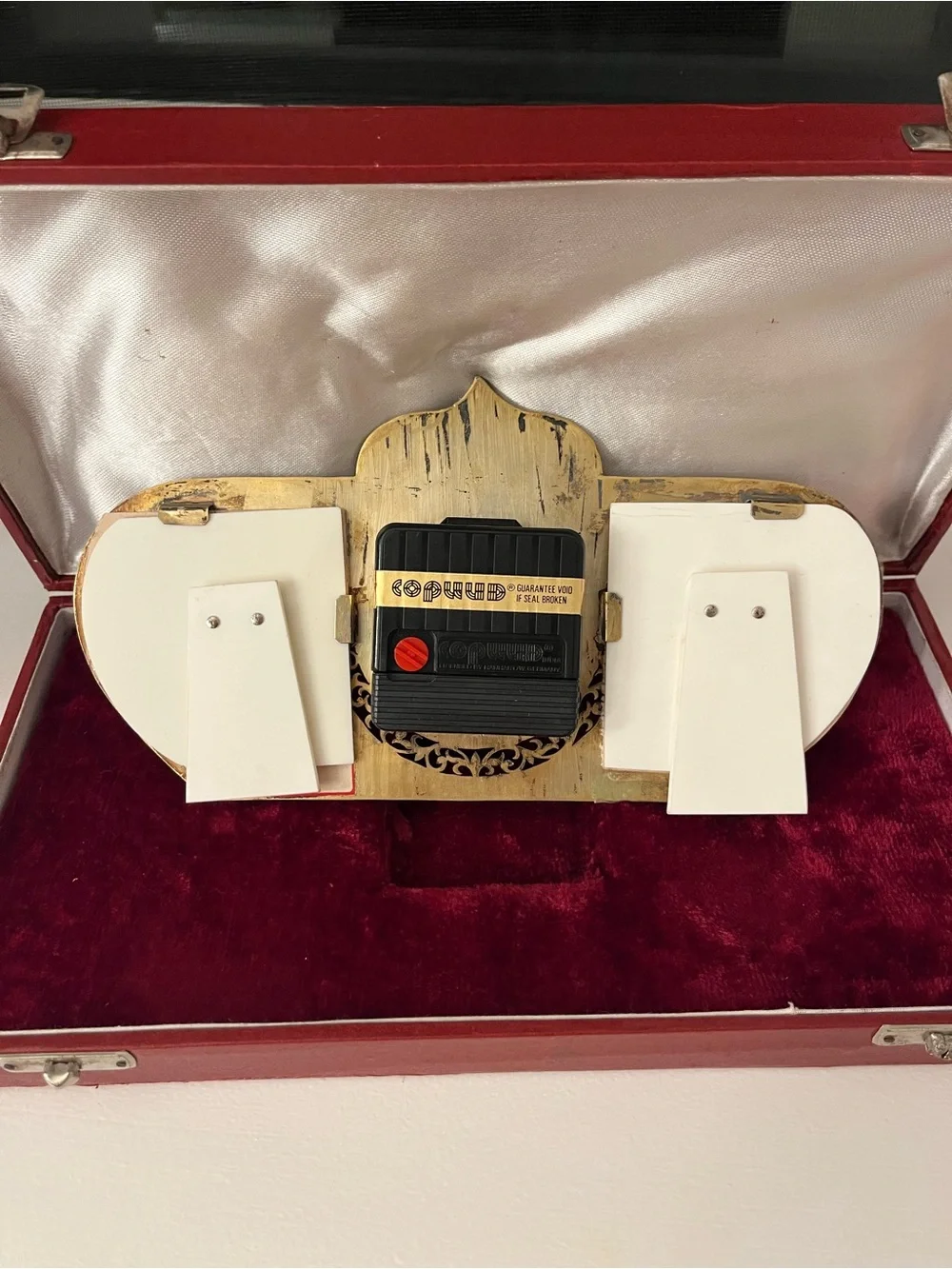 Vintage Gold and Silver Heart Frame Quartz Clock